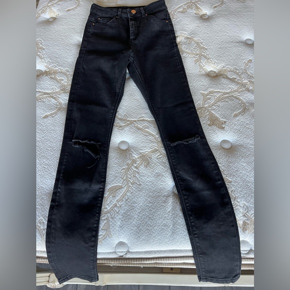 ASOS Glamorous Ripped Knee Denim Jeans - Picture 3 of 5